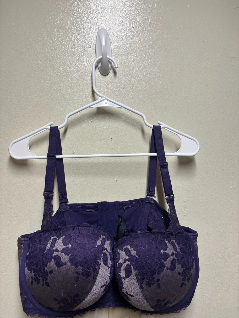 Torrid Bombshell Everyday Strapless Push-Up Bra eggplant purple 44DDD